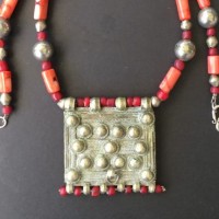 Ethiopian Engagement Pendant, salmon pink Bamboo Corals, dark red Glass Trade Beads, and Tuareg Metal Beads, Mali length: 62 cm + 6 cm Pndant, weight:85 g, Prize: € 118