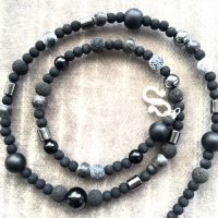 small black beads : Onyx. Lava, Pyrit